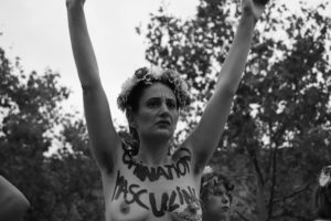 Femen, place de la République